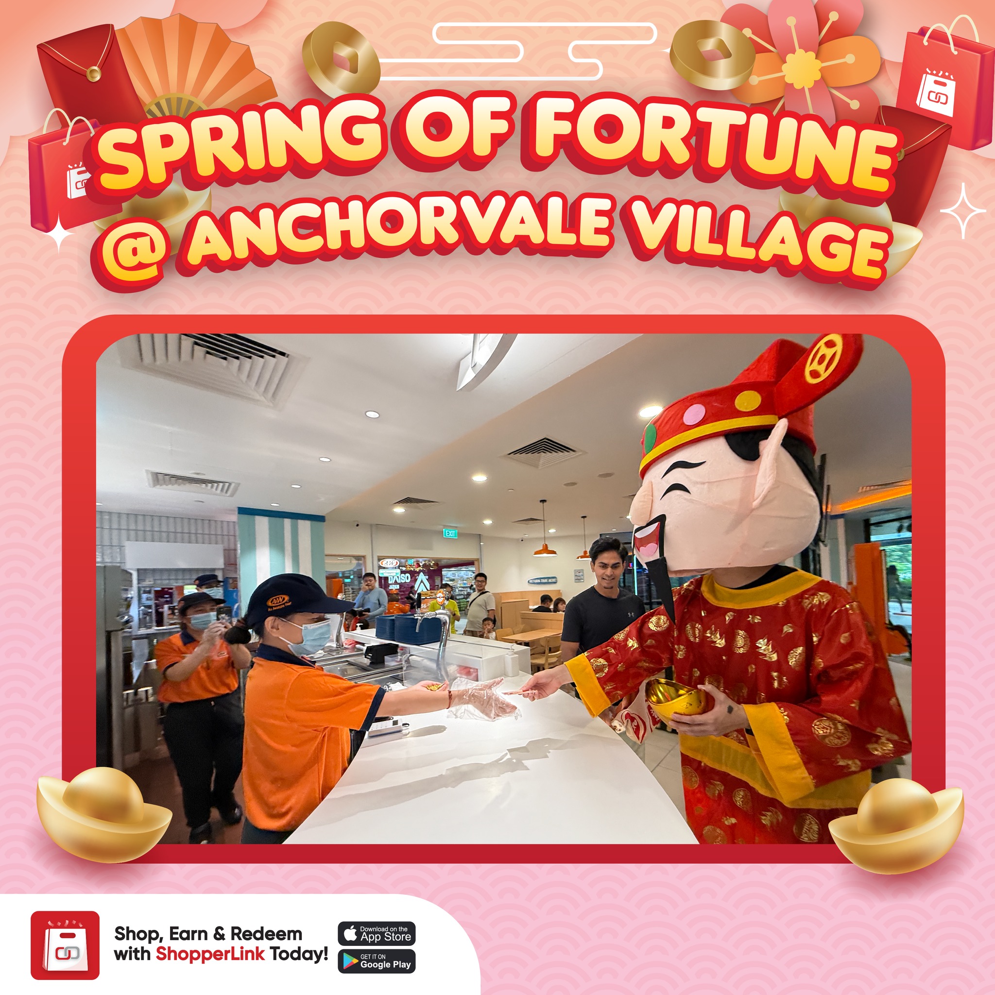Joyful smiles and cultural displays at the mall
